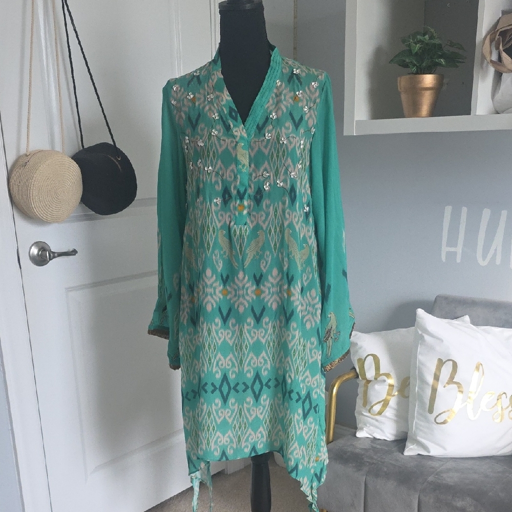 Elegant Green Patterned Dress
